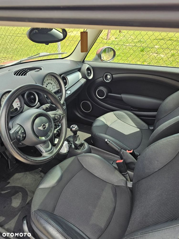 MINI ONE Standard - 18