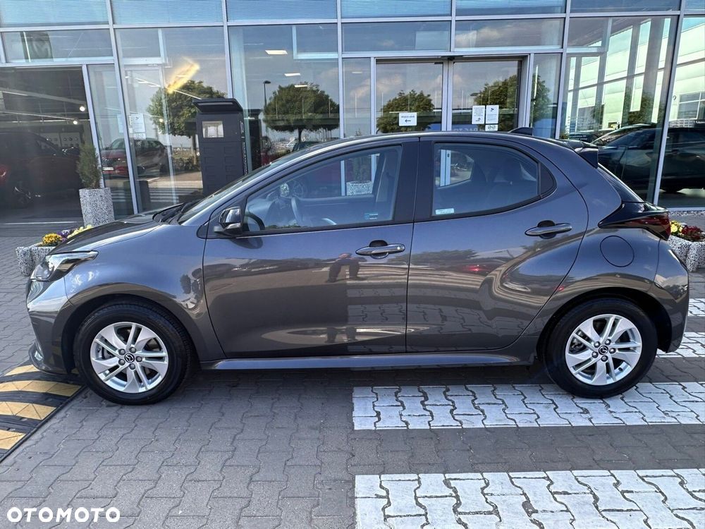Mazda 2 Hybrid - 5