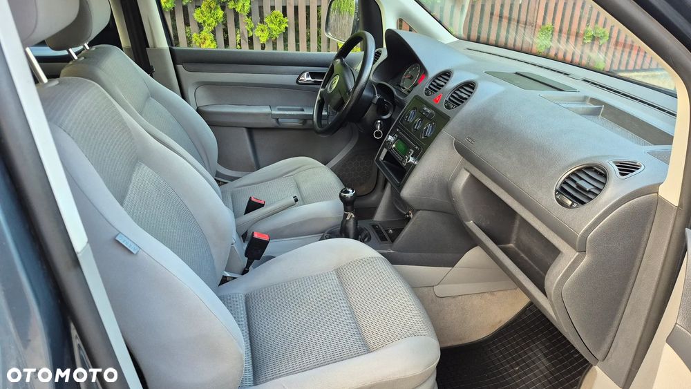 Volkswagen Caddy Life - 16