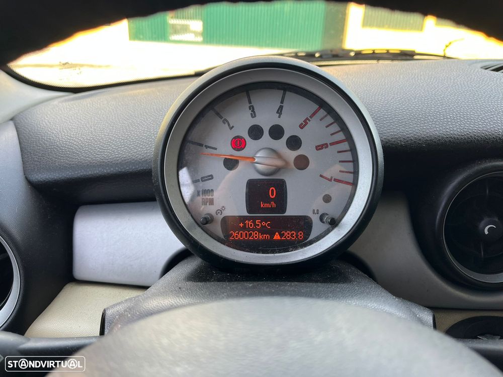 MINI 3 Portas Cooper D - 9