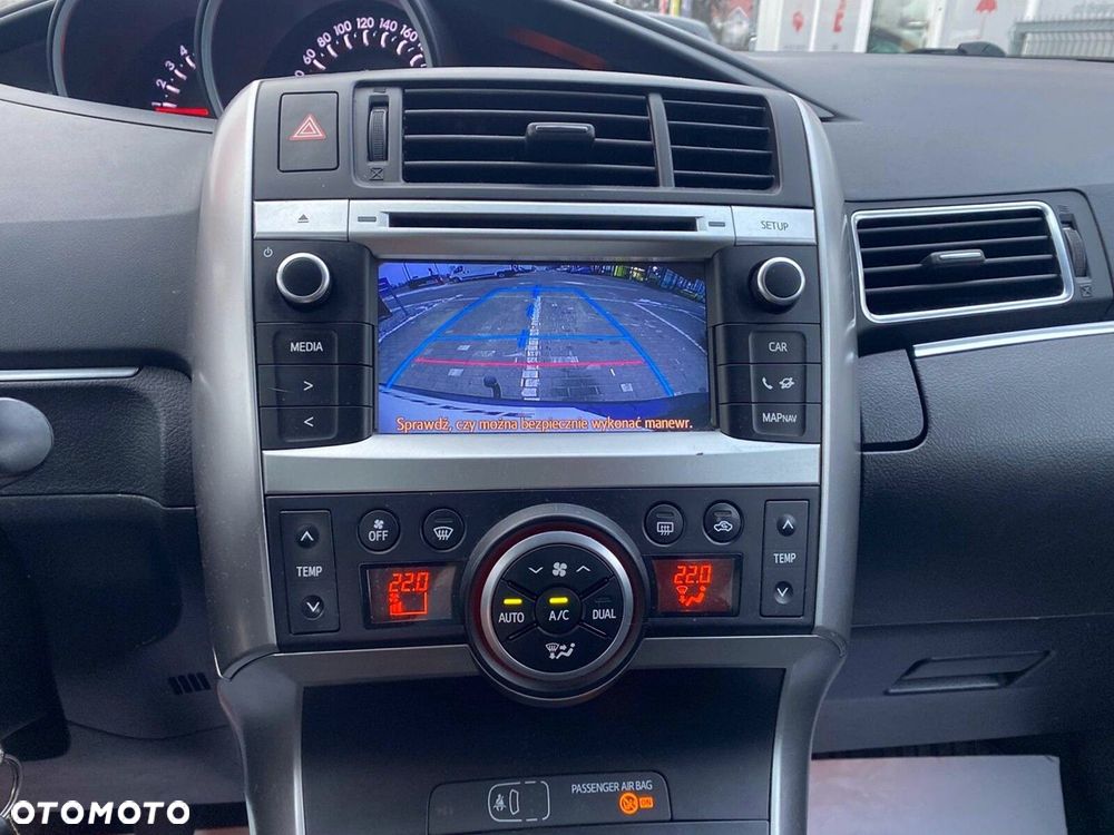 Toyota Verso 1.8 Premium 7os EU6 - 21