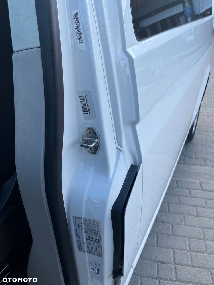 Volkswagen Transporter L2H1 - 27