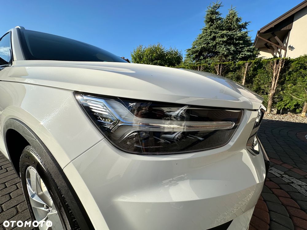Volvo XC 40 T3 Geartronic Momentum - 33
