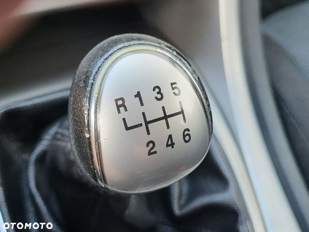 Ford Mondeo - 27