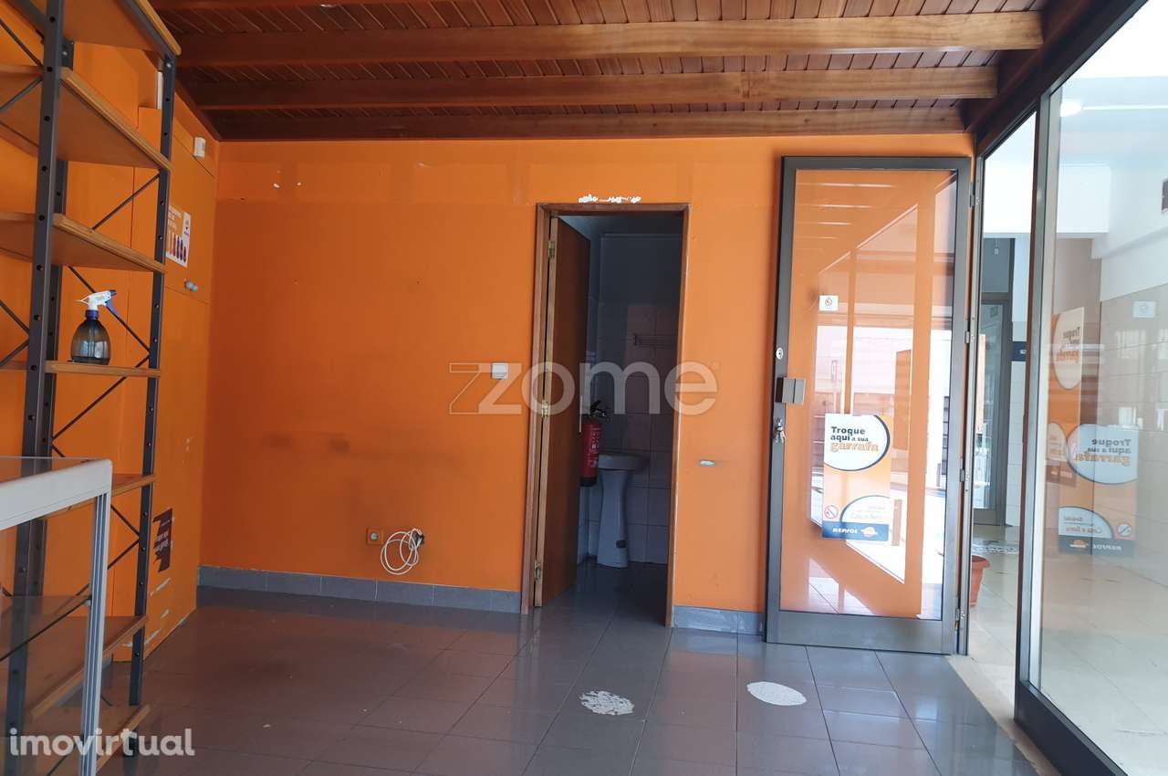 Loja no Centro da Brandoa - Amadora - Grande imagem: 2/3