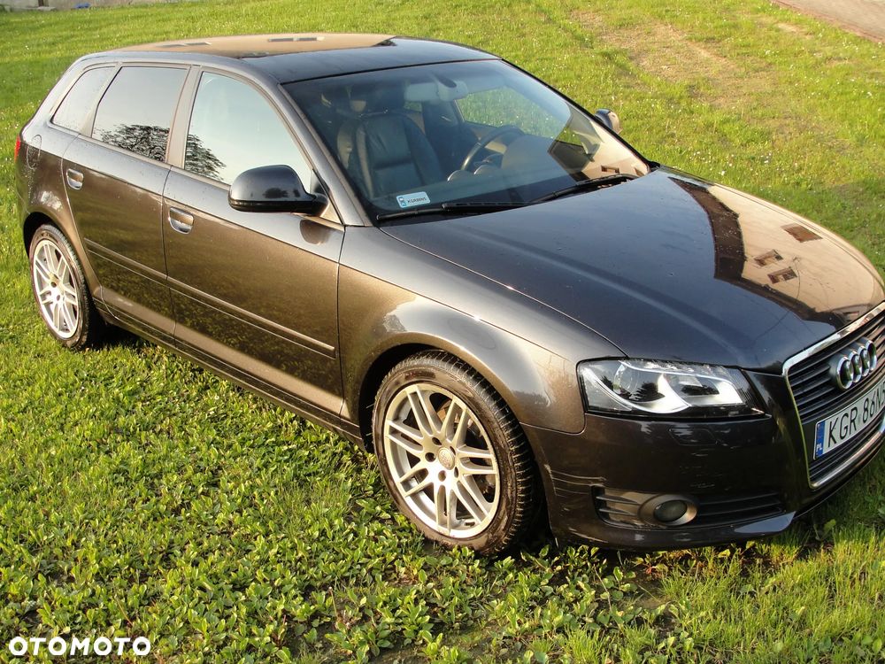 Audi A3 Sportback - 1