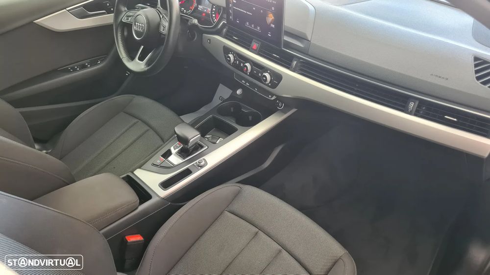Audi A4 Avant - 32