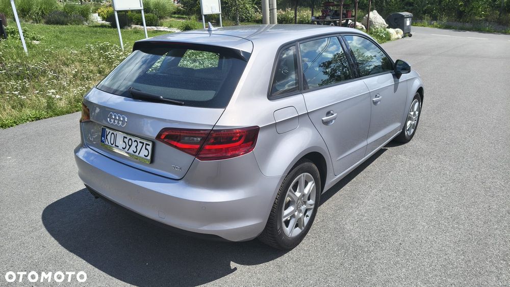 Audi A3 Sportback 2.0 TDI clean diesel Edycja specjalna - 5