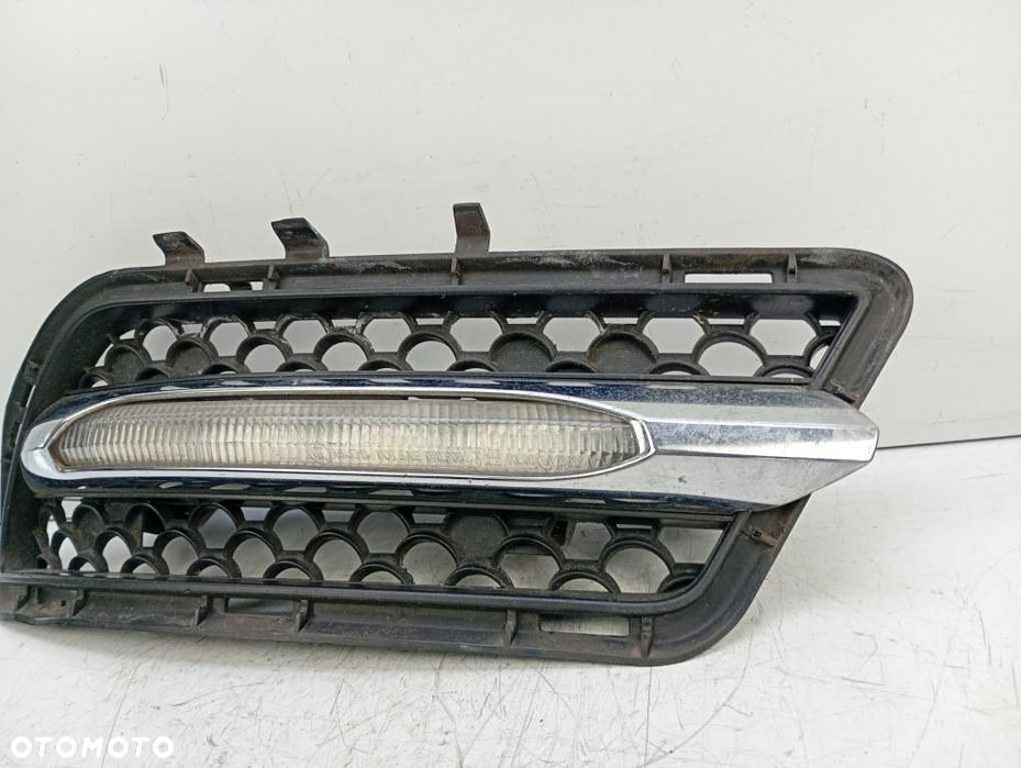 kratka zderzaka prawa led drl światło dzienne mercedes w212 e-klassa A2049069000 - 3