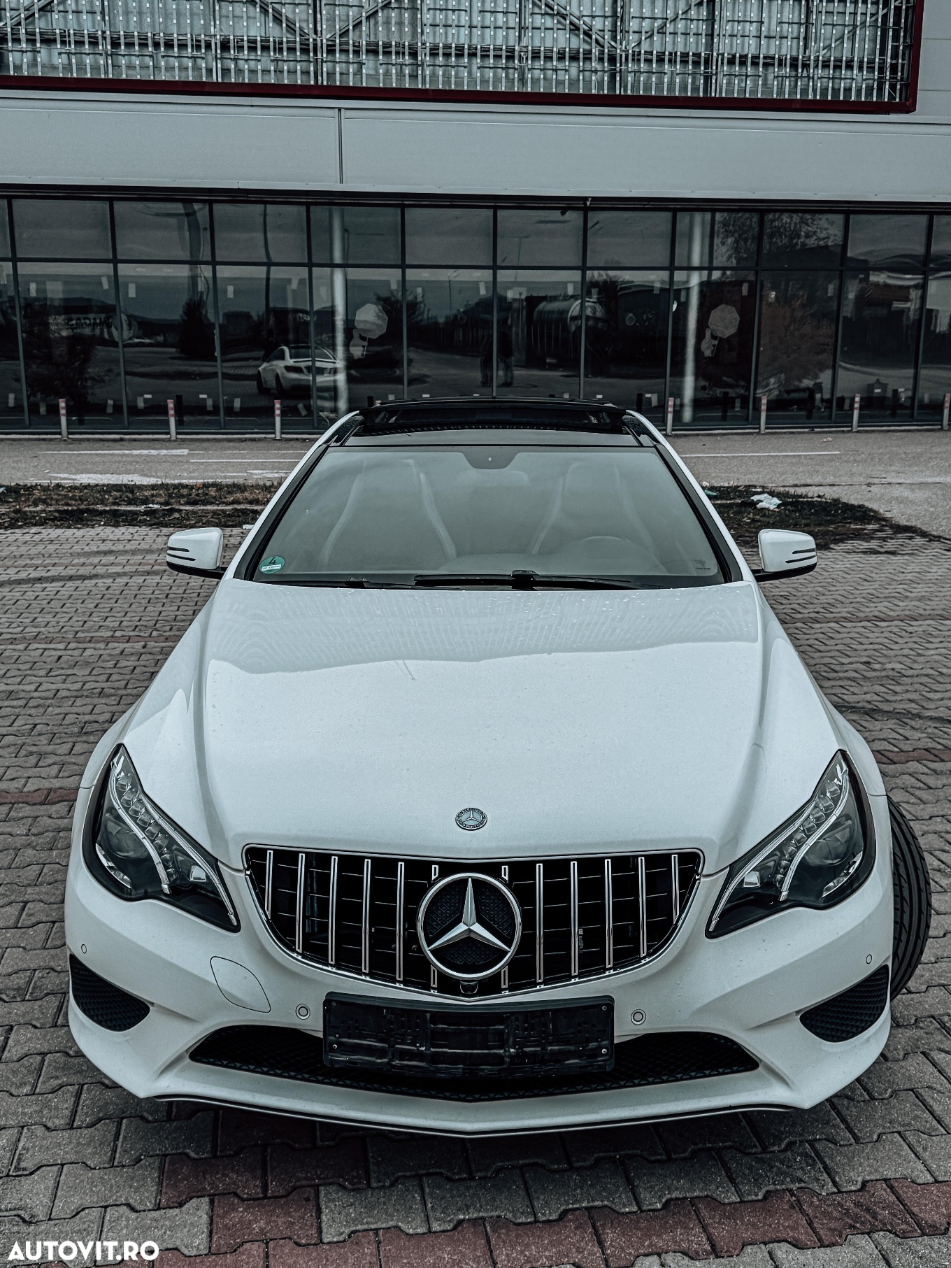Mercedes-Benz E 200 Coupe 7G-TRONIC Sport Edition - 5