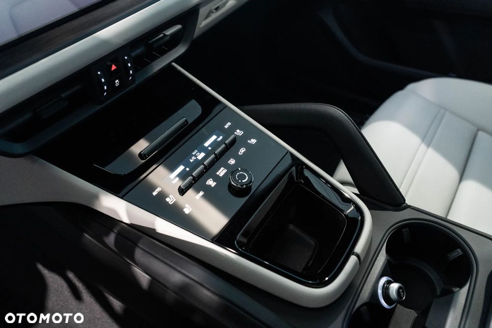 Porsche Cayenne S E-Hybrid PHEV Black Edition - 25