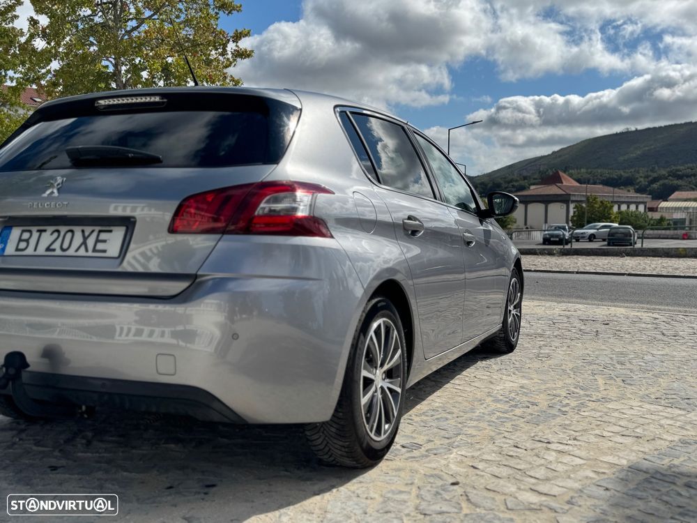 Peugeot 308 1.2 PureTech Style - 3