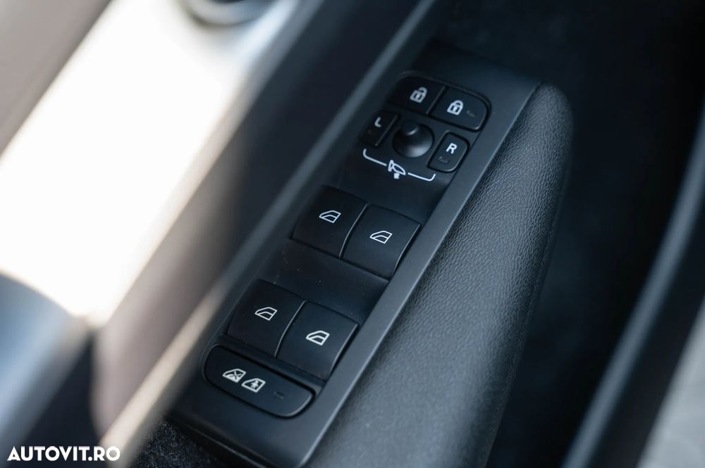 Volvo XC 40 - 16