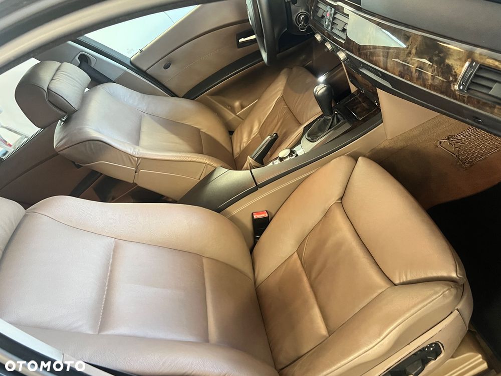 BMW Seria 5 - 15