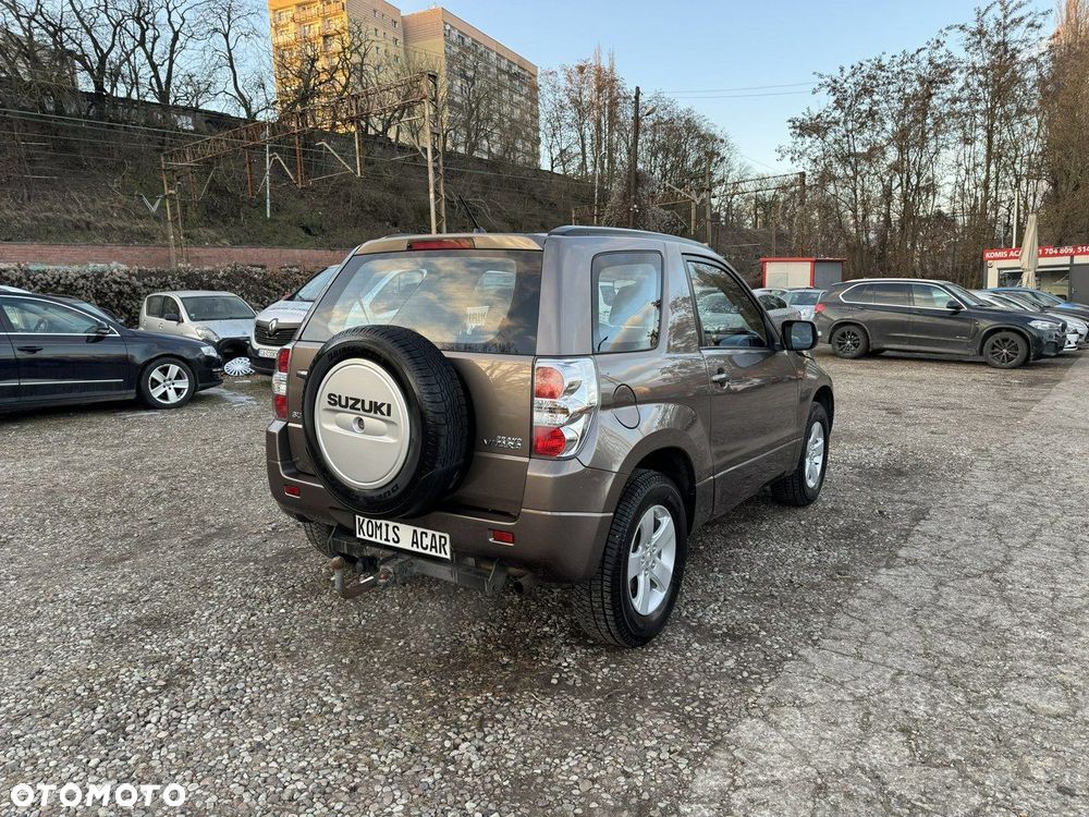 Suzuki Grand Vitara - 3