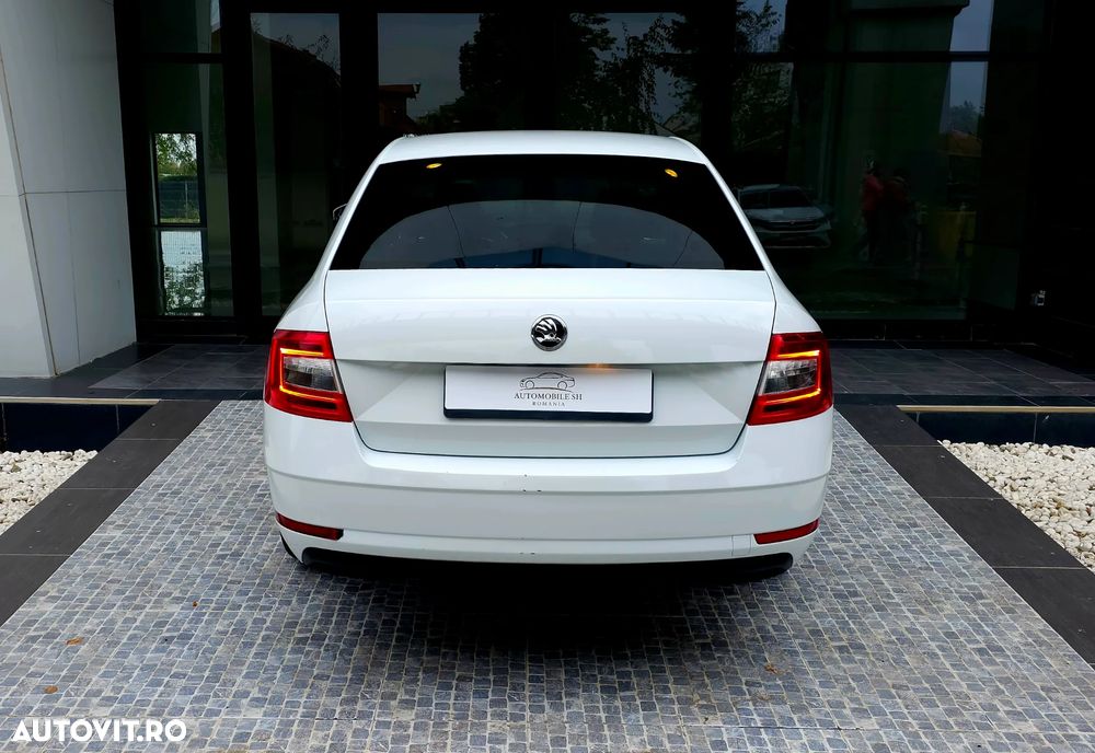 Skoda Octavia - 2