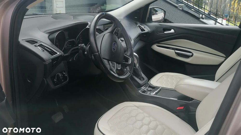 Ford Kuga Vignale 2.0 TDCi AWD - 9