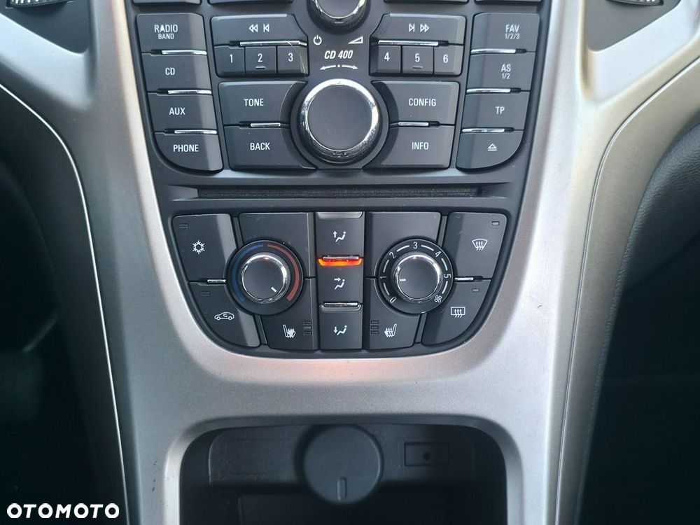 Opel Astra - 16