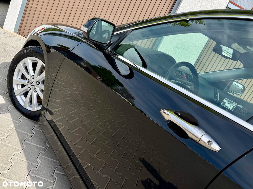 Honda Accord 2.0 Sport - 13