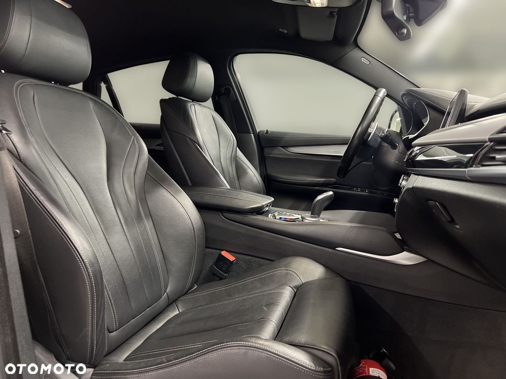 BMW X6 xDrive30d - 12