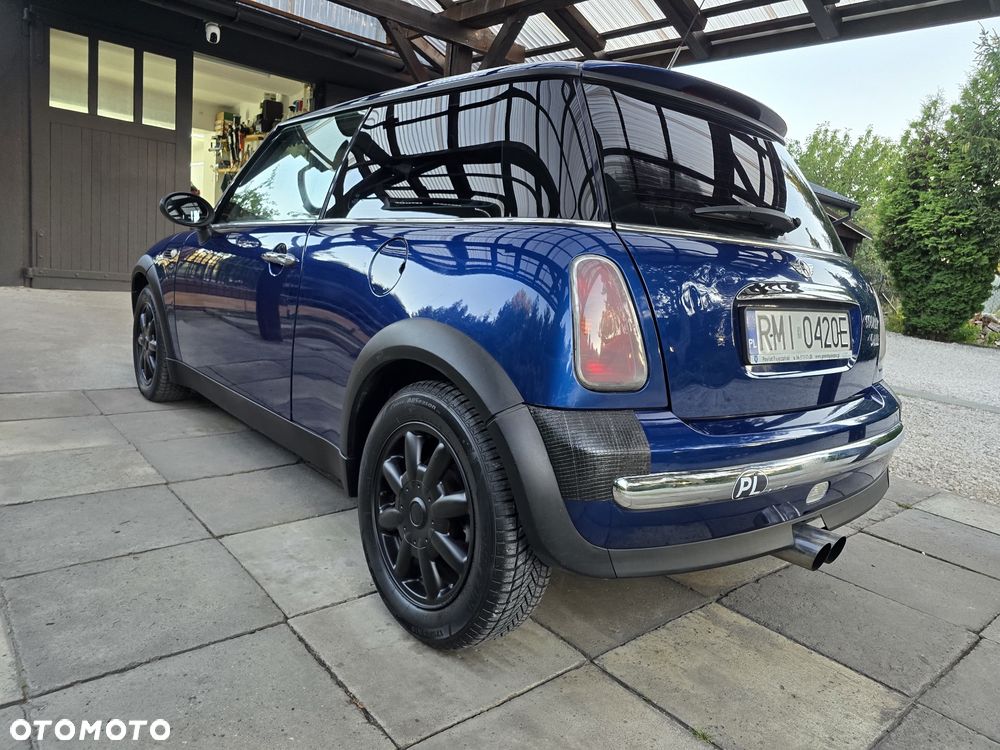 MINI ONE - 10