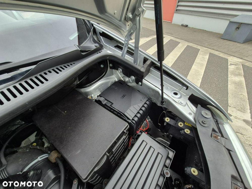 Volkswagen Caddy 1.9 Life (7-Si.) - 40