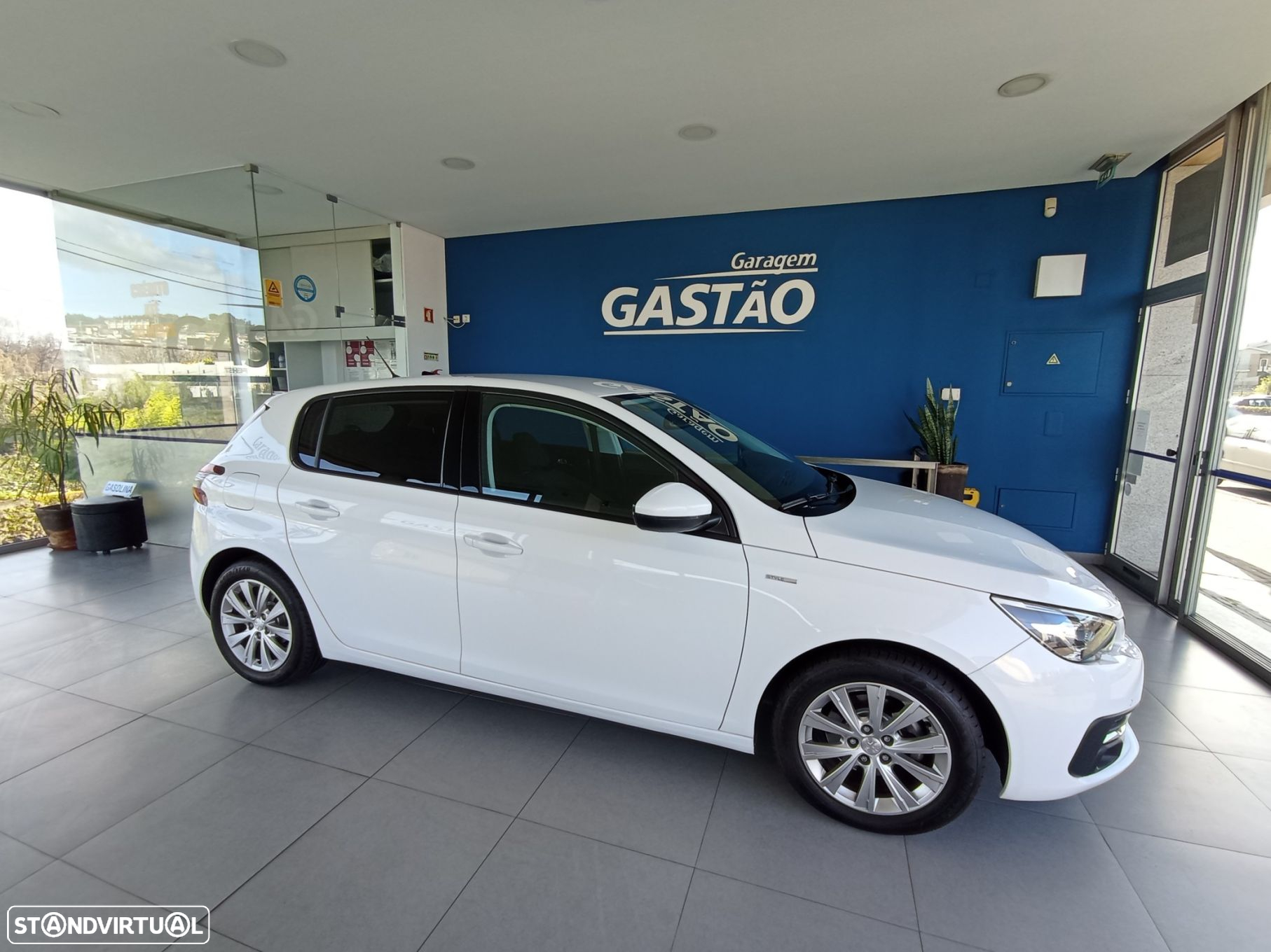 Peugeot 308 1.2 PureTech Style - 4