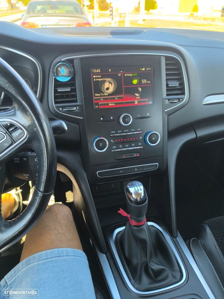 Renault Mégane Sport Tourer ENERGY dCi 110 Start & Stopp Paris Business - 19