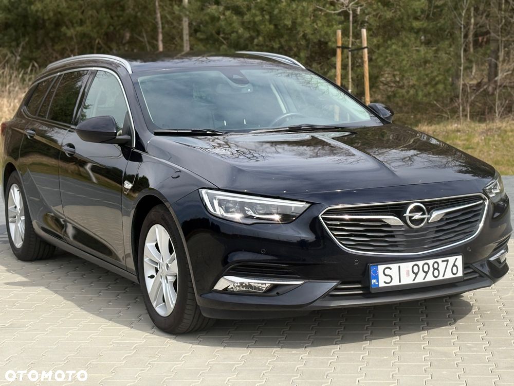 Opel Insignia - 1