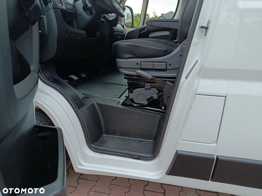 Peugeot Boxer - 25