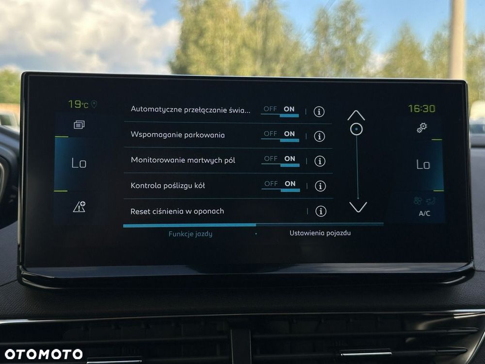 Peugeot 3008 - 31