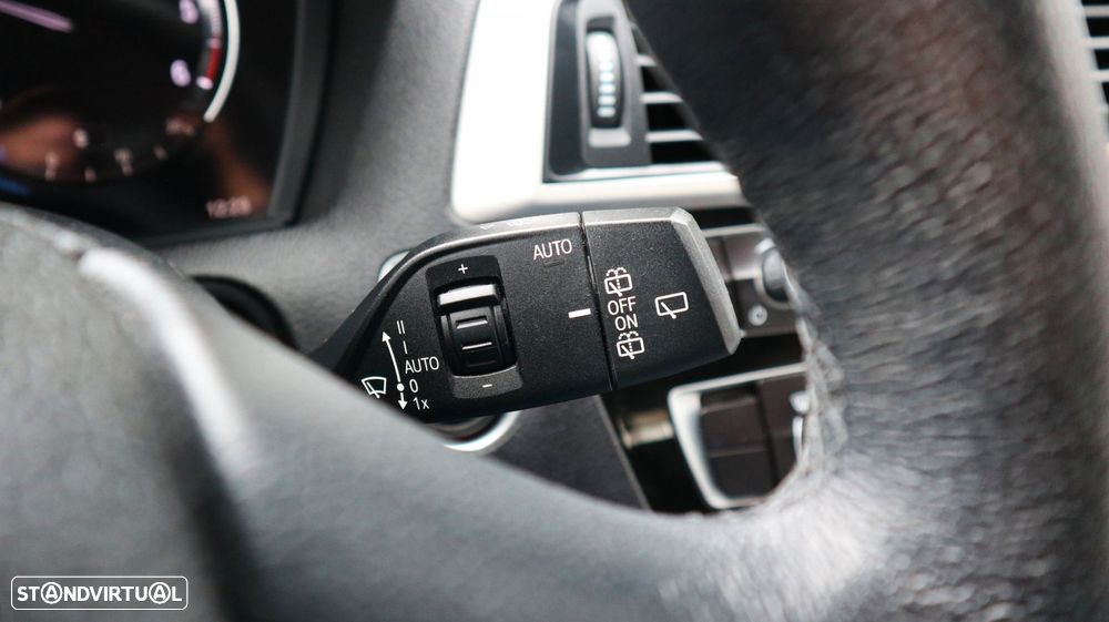 BMW 116 d EDynamics Advantage - 23