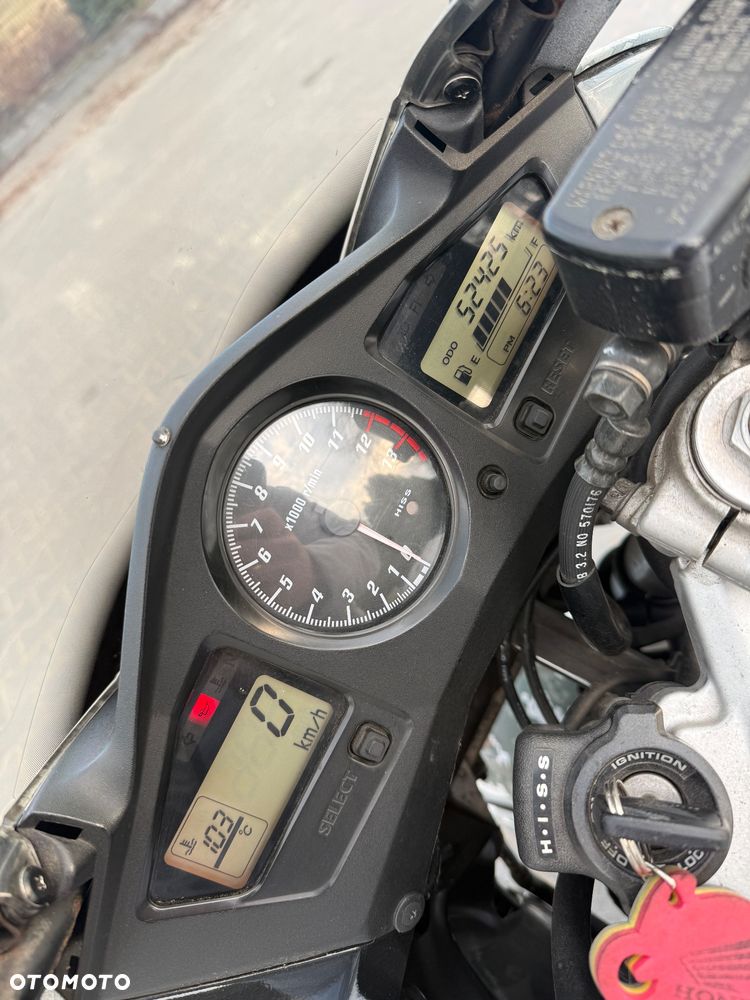 Honda VFR - 7