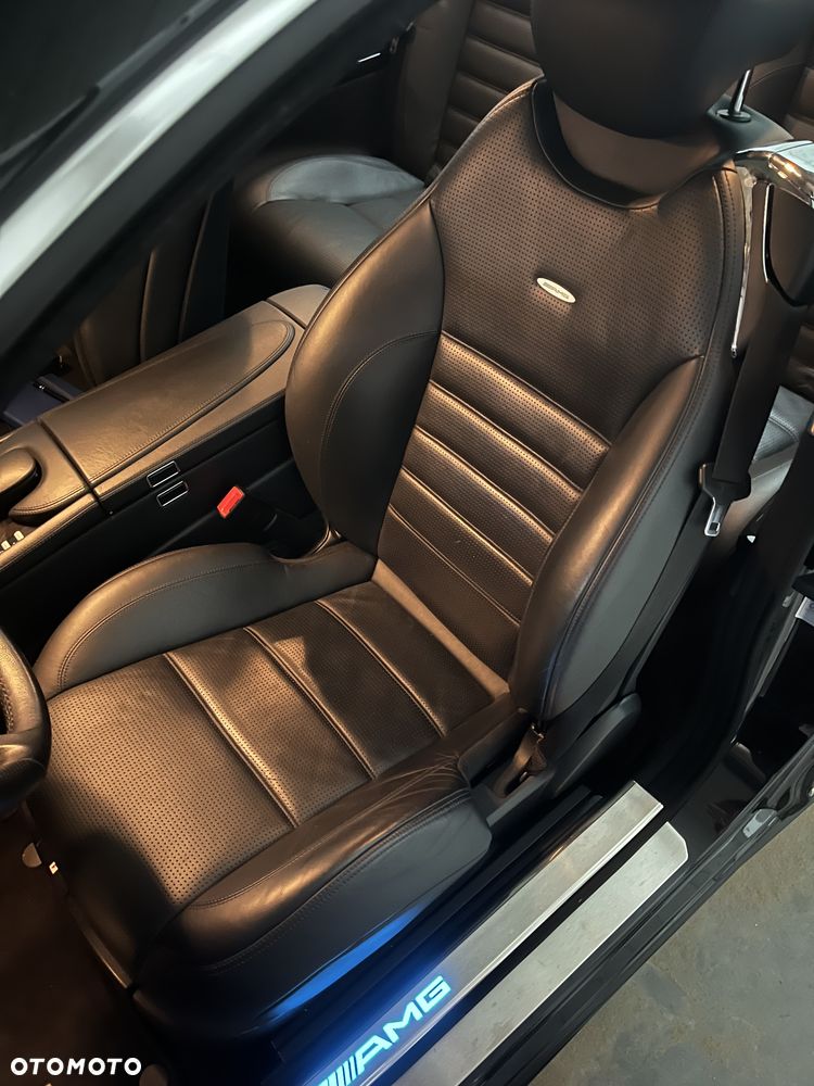 Mercedes-Benz CL - 12