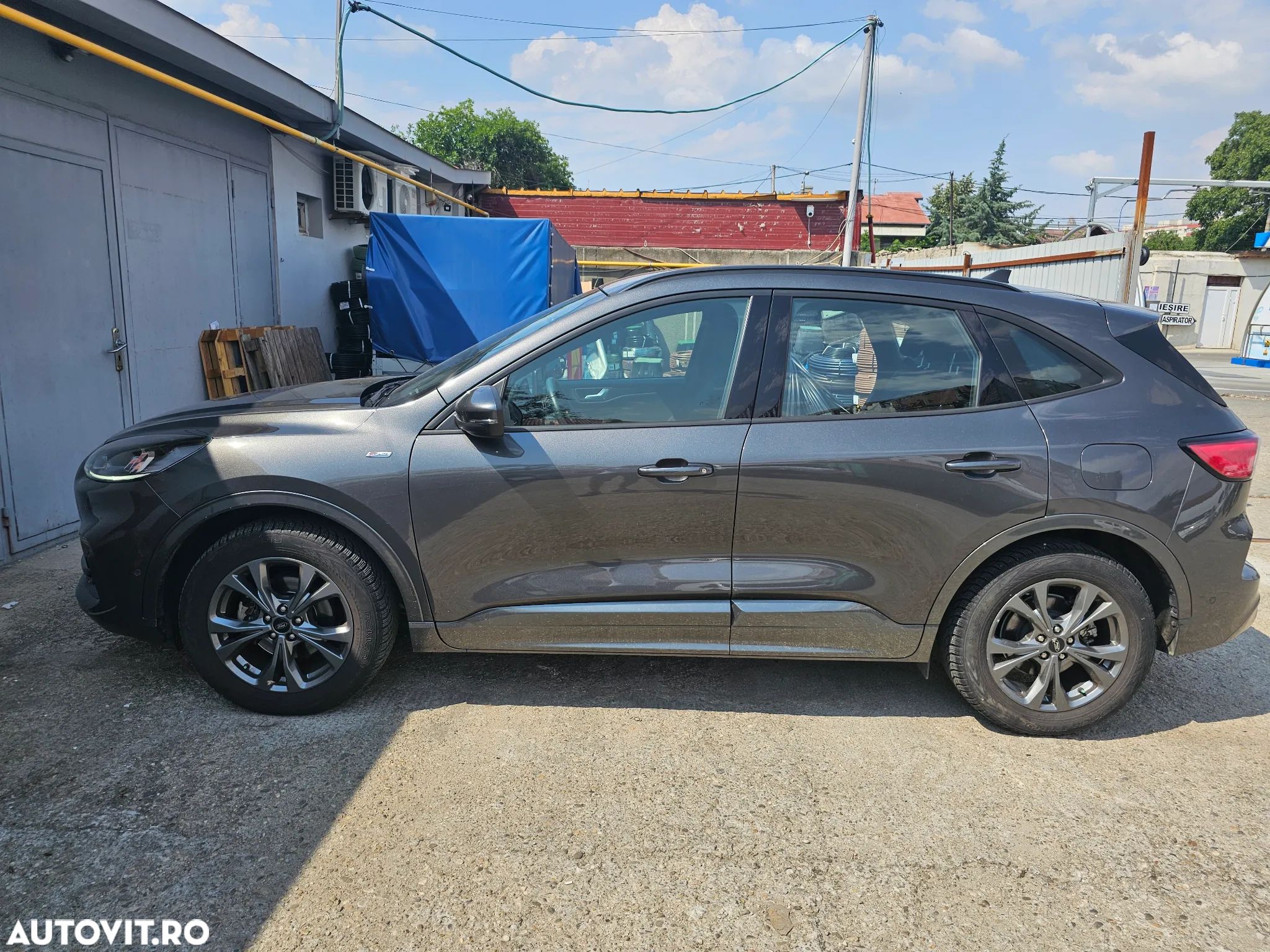 Ford Kuga 2.0 EcoBlue A8 AWD ST Line - 1