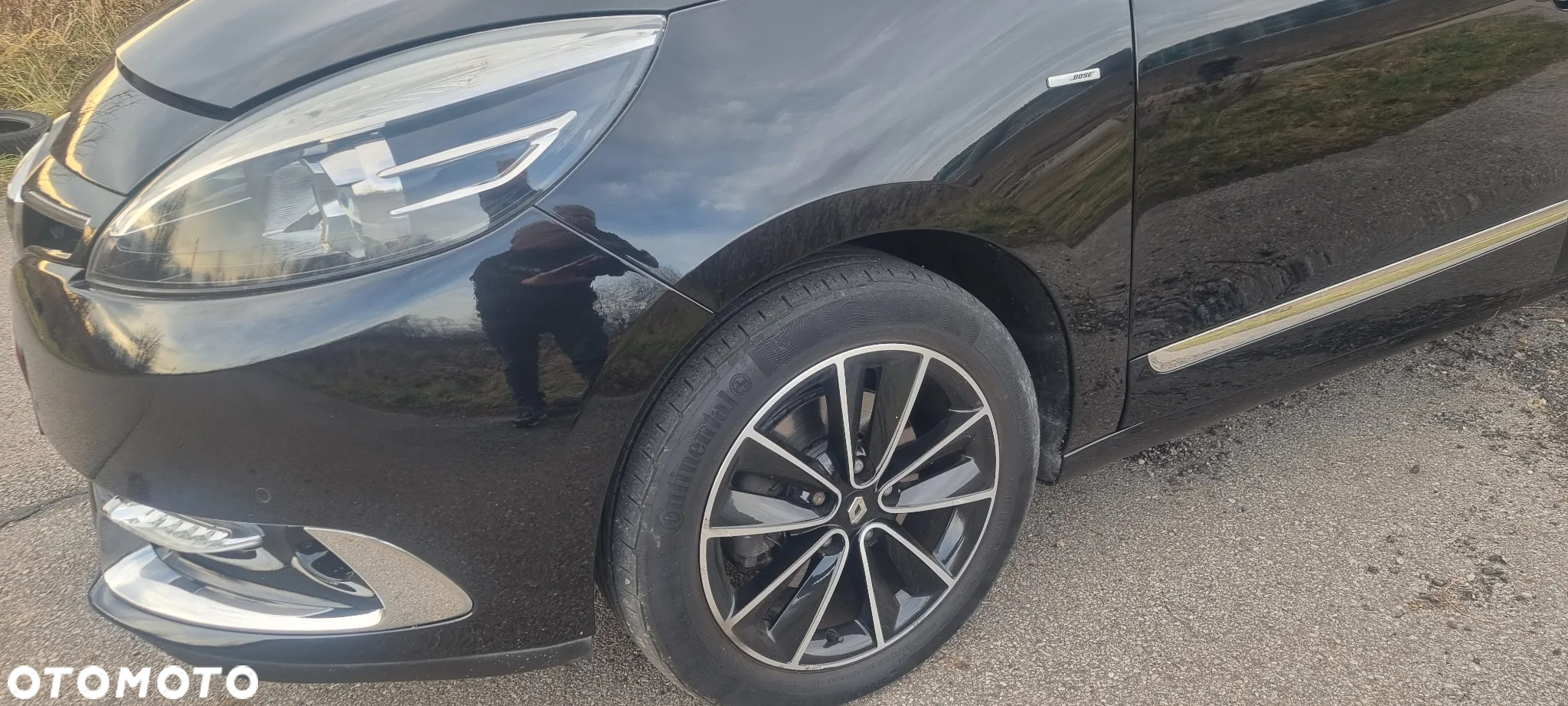 Renault Grand Scenic ENERGY TCe 130 BOSE EDITION - 32