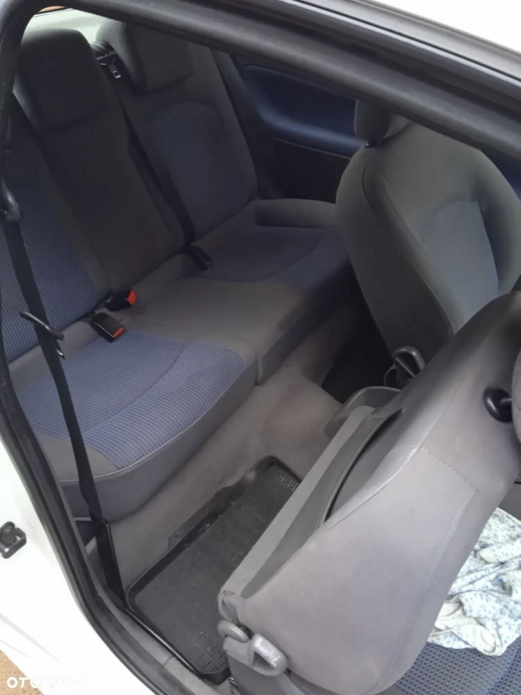 Peugeot 206 1.1 Color-Line - 10