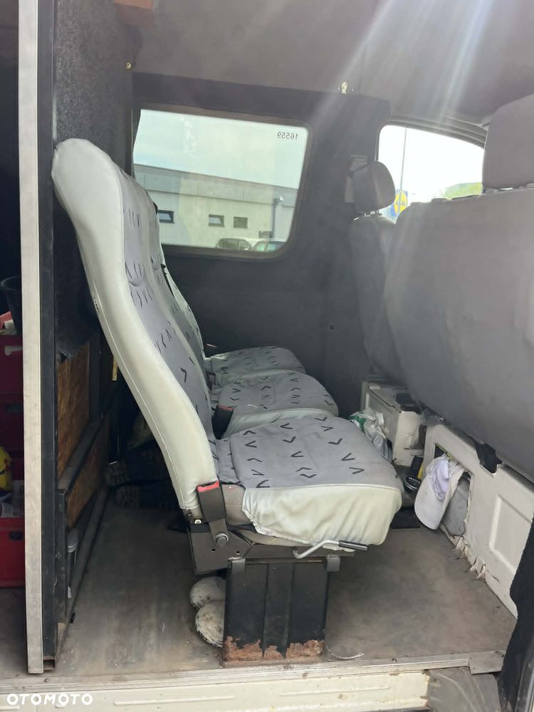 Volkswagen Crafter - 13