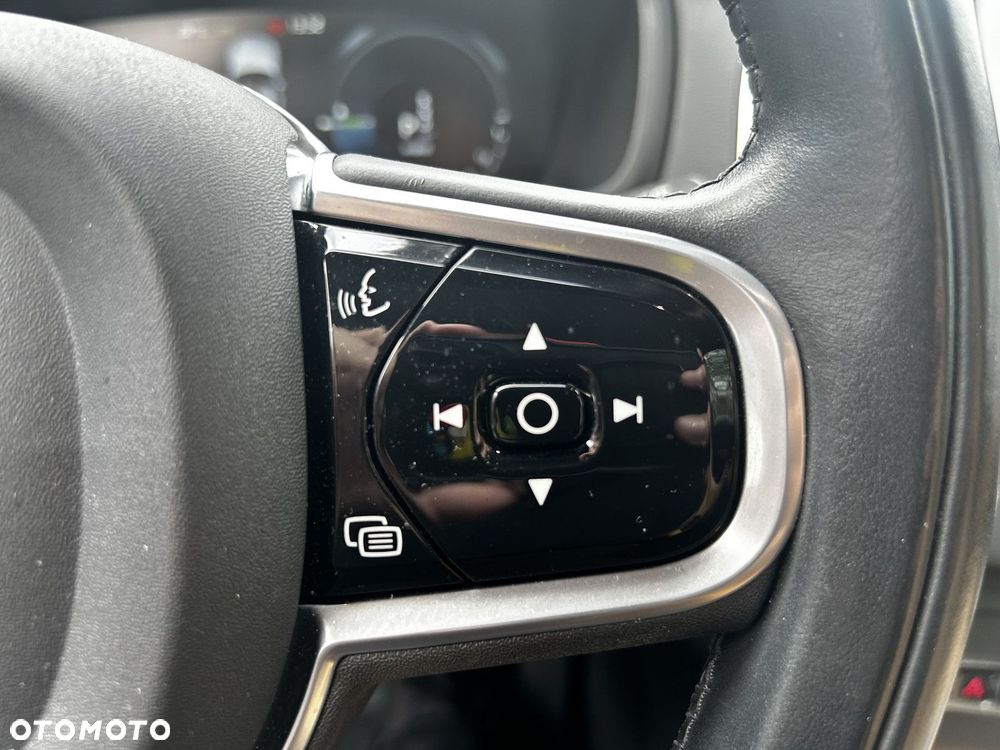 Volvo XC 90 - 23