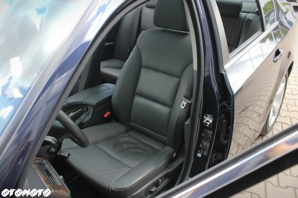 BMW Seria 5 - 16