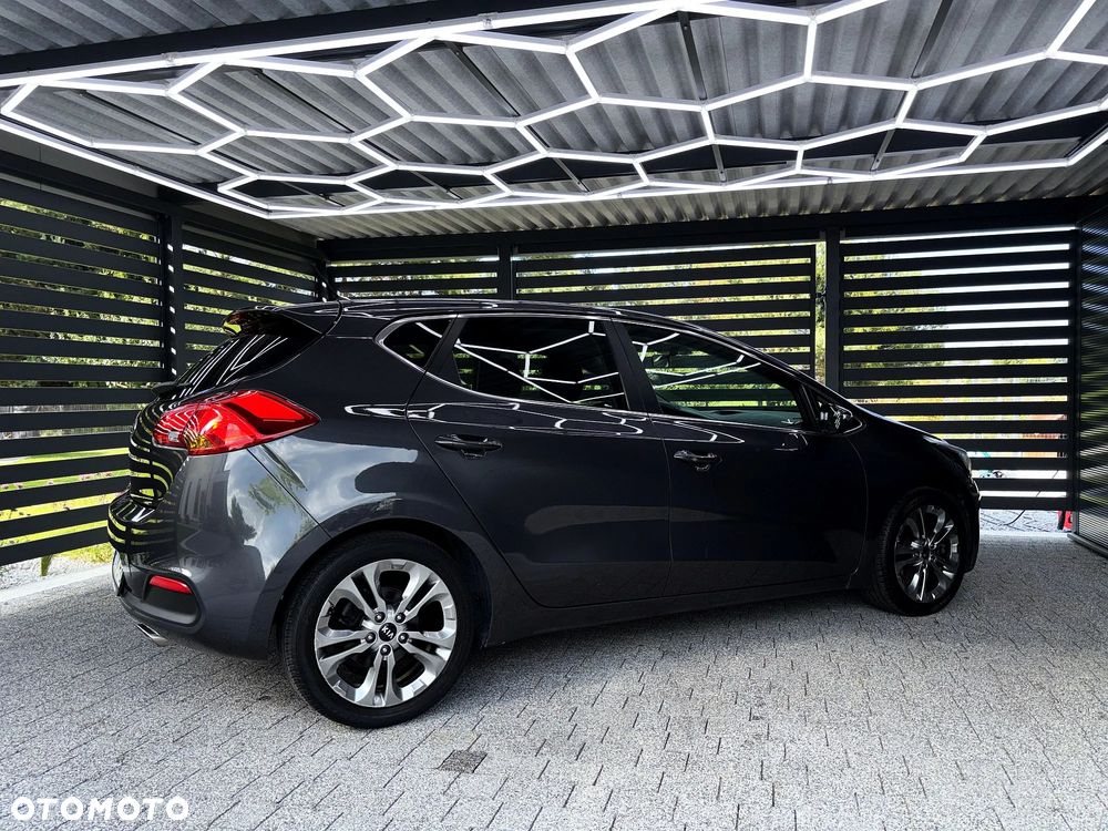 Kia Ceed 1.6 GDI DCT Vision - 19