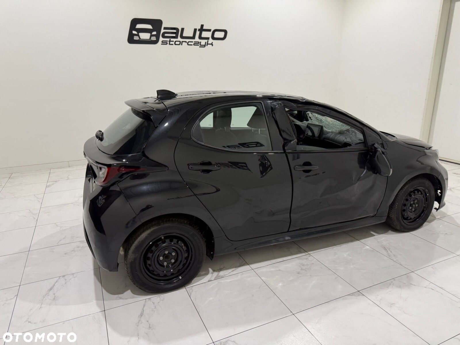 Toyota Yaris - 23