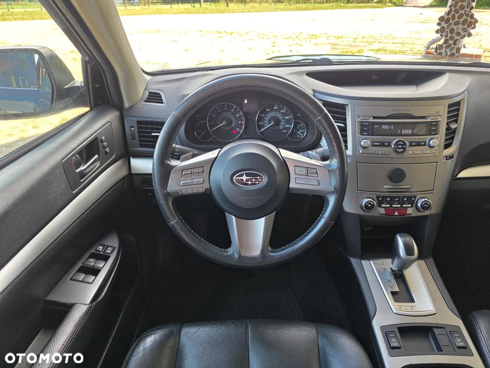 Subaru Outback - 19