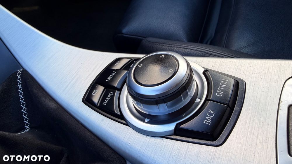 BMW Seria 5 520d Luxury Line - 17
