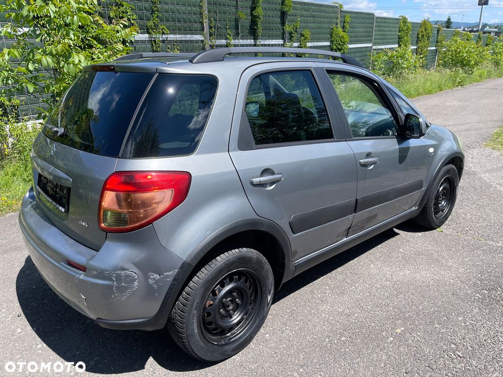 Suzuki SX4 1.9 DDiS DPF 4x4 Club - 4