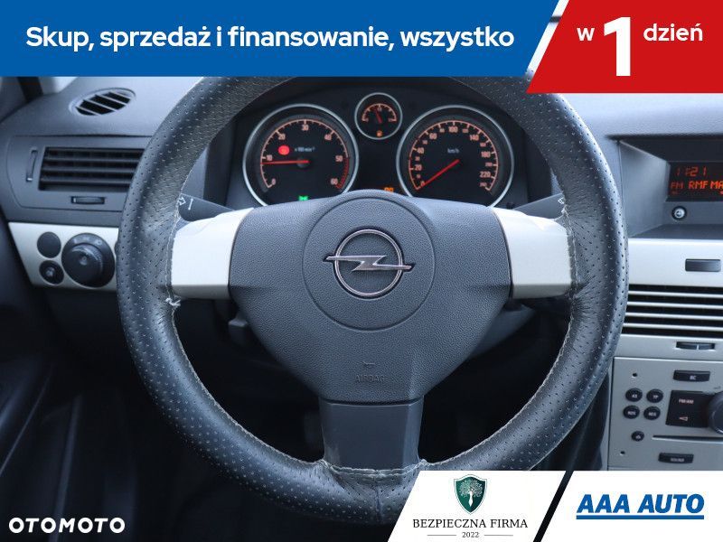Opel Astra - 18
