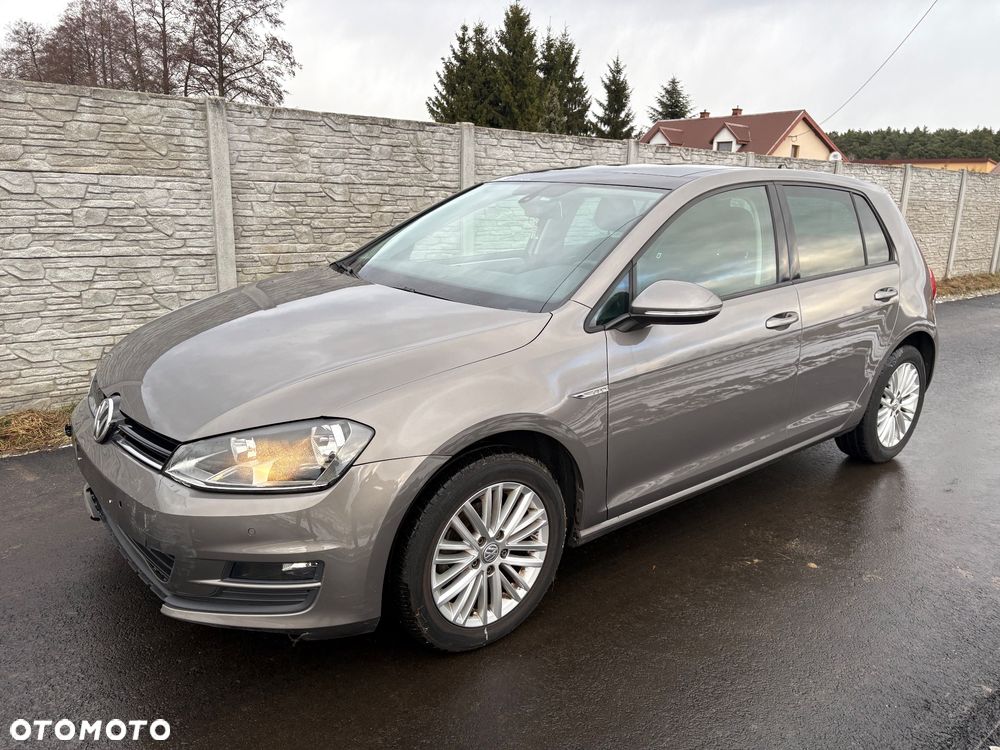 Volkswagen Golf 1.6 TDI BlueMotion Technology Cup - 1