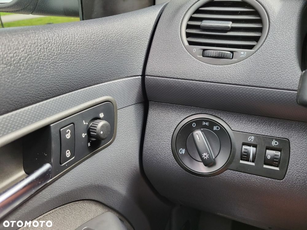 Volkswagen Caddy - 18