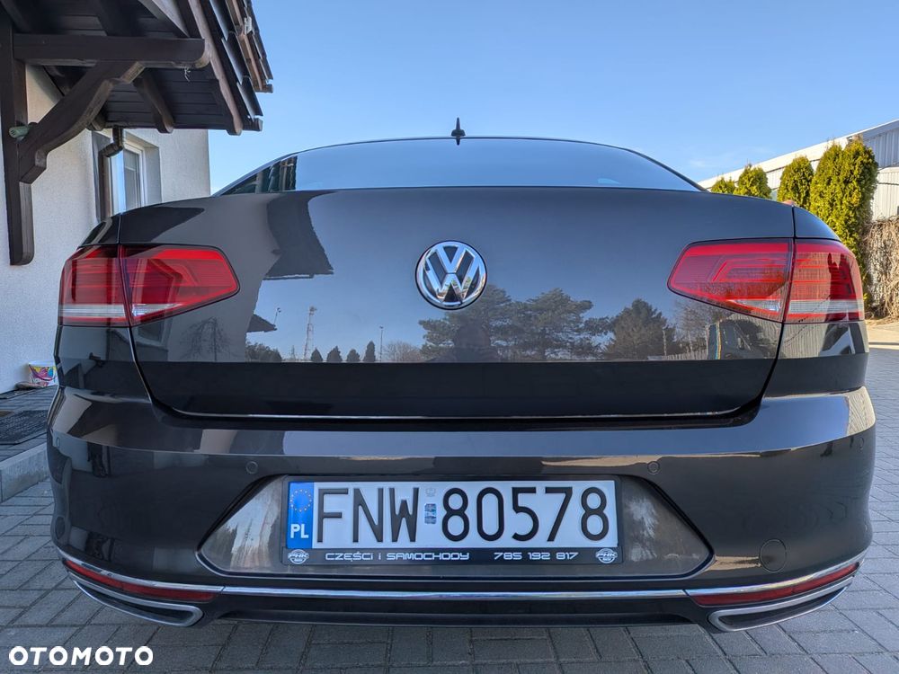 Volkswagen Passat 2.0 TDI SCR DSG Highline - 8