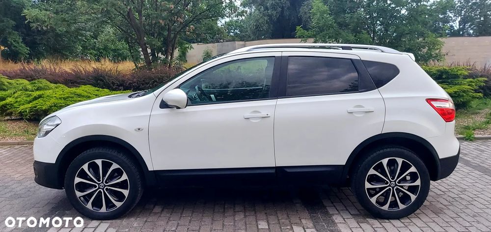 Nissan Qashqai 1.6 360 - 15